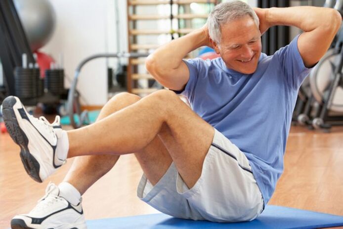 homem fazendo exercício físico para tratar prostatite
